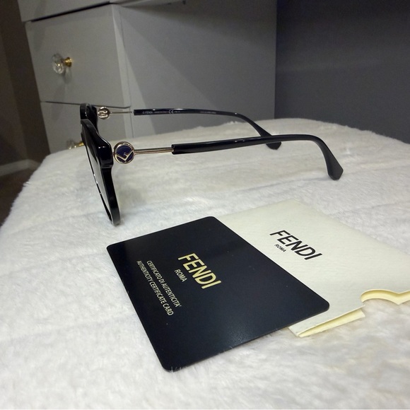 Authentic Fendi Black Sunglasses FF 0412/S - Picture 7 of 11